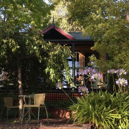 Willowlake Cottages Howqua Esterno foto