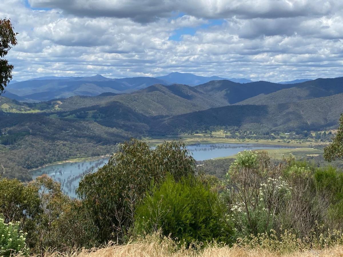 Willowlake Cottages Howqua Esterno foto